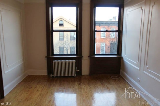 Primary Photo - 287 14th St