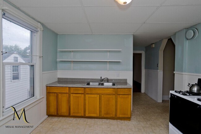 Building Photo - 43 Elmdale St