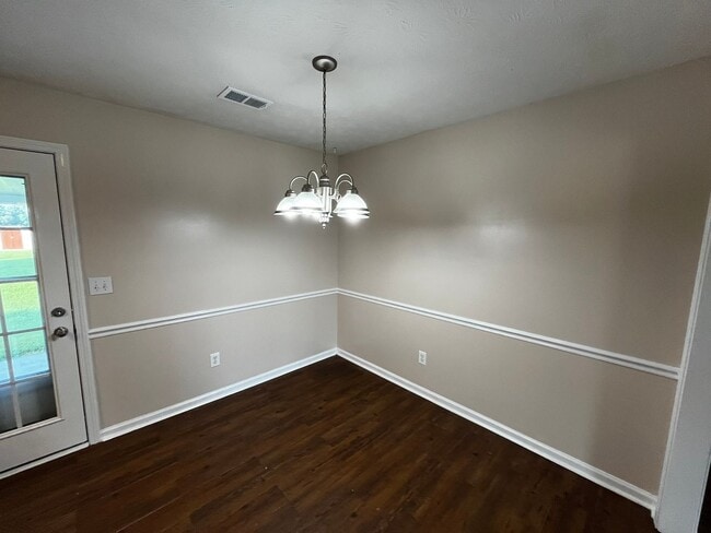 Building Photo - Beautiful Total Electric Home In Phenix Ci...