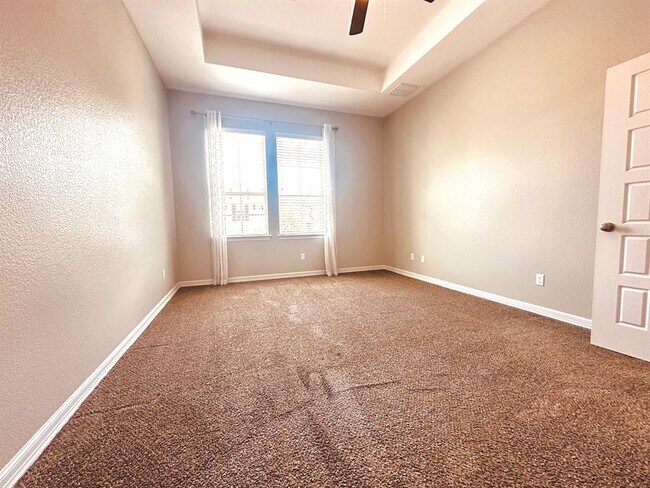 Building Photo - 18102 Pomelo Ln