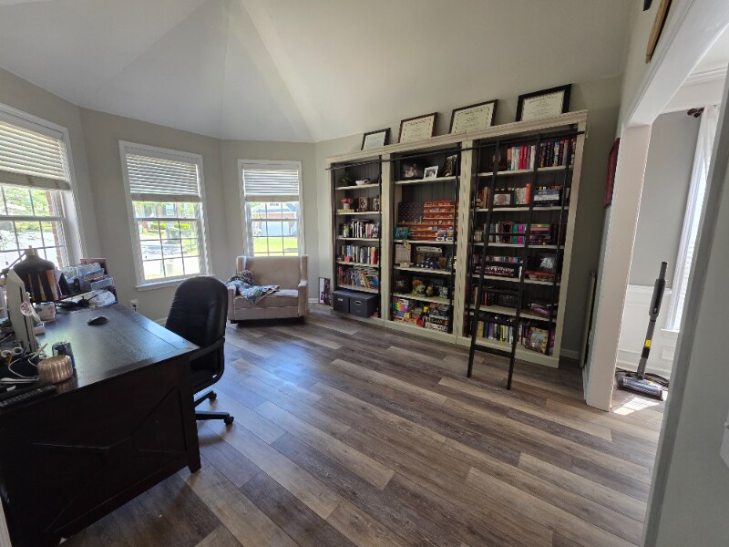 Building Photo - 508 Harwich Ct