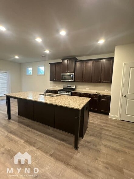 Building Photo - 7725 Farrow Pass Cir