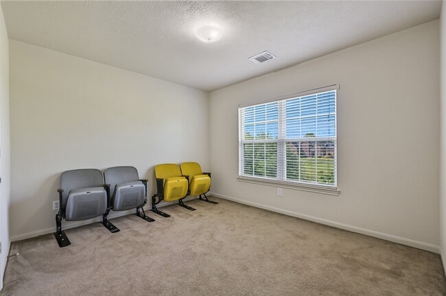 Building Photo - 1404 Hollier Rd