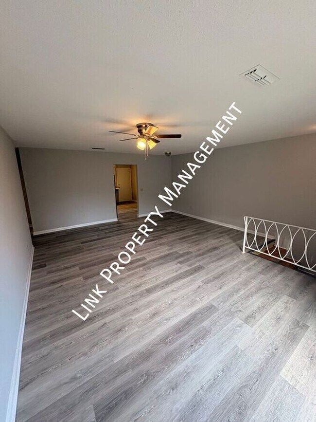 Building Photo - 3403 Gail Dr