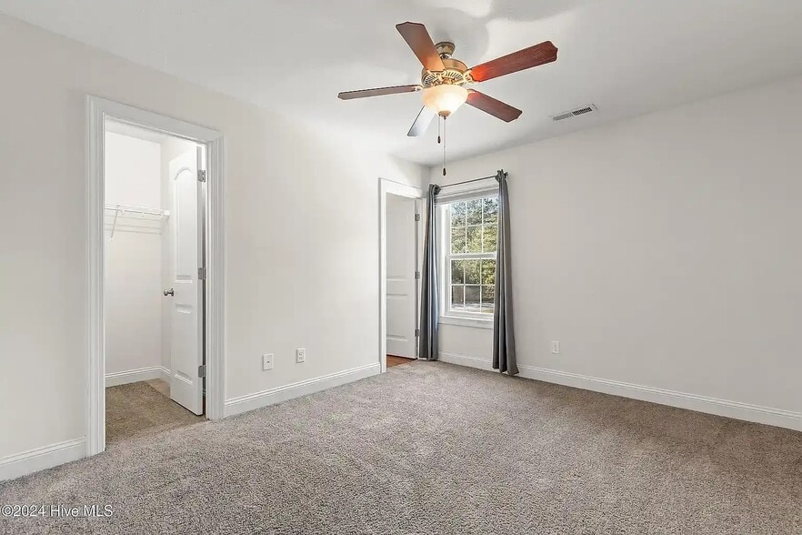 Building Photo - 125 W Murrow Ln