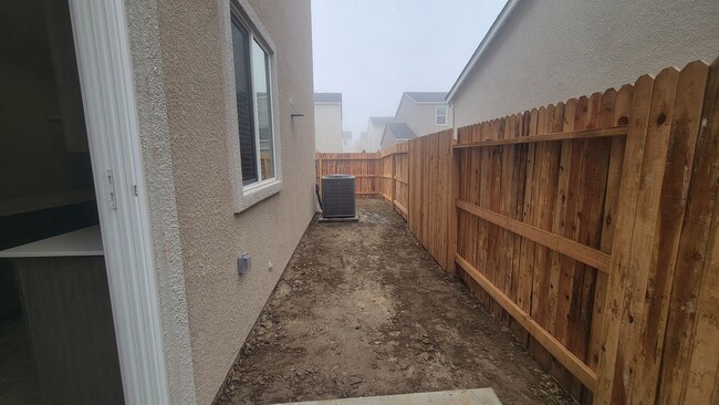 Building Photo - 4501 Stine Rd