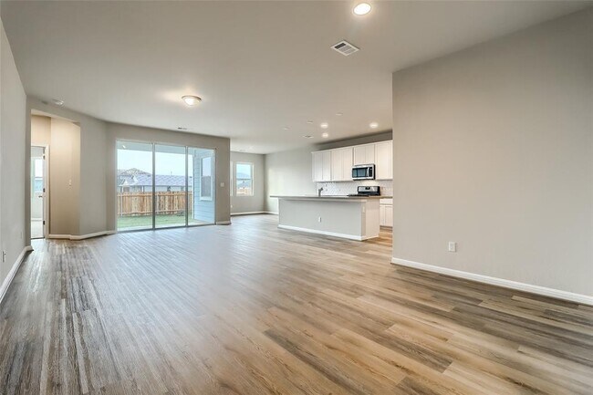 Building Photo - 207 Watercourse Wy
