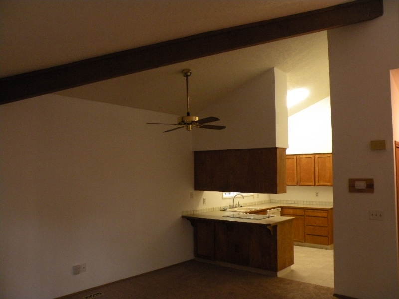 Building Photo - 15177 SW Barcelona Way