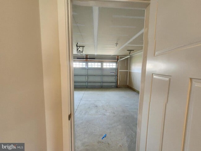 Building Photo - 844 New Castle Landing Dr
