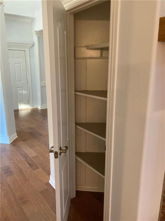 Building Photo - 420 E New Hope Rd