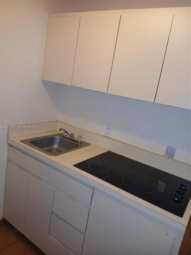 Building Photo - 3127 Coral Wy