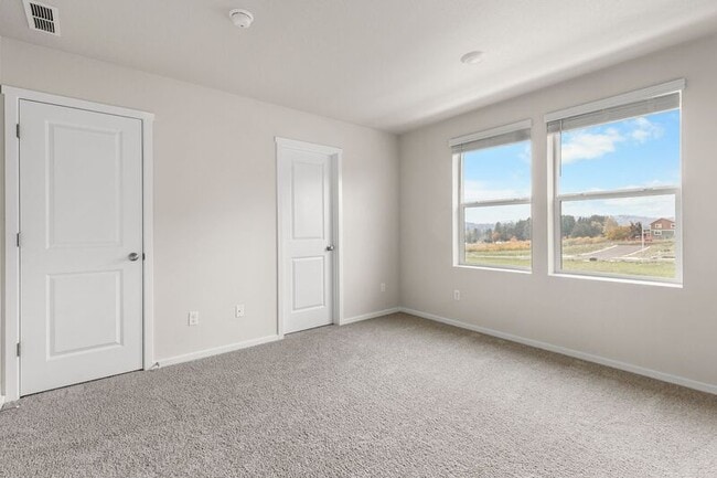 Building Photo - 3422 SW Hartley Ave