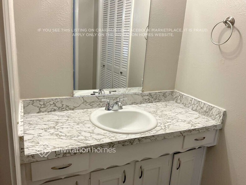 Building Photo - 2617 Natalie Dr