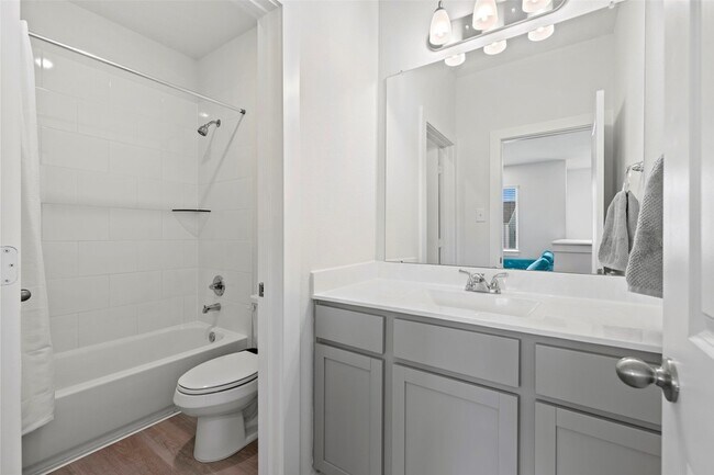 Building Photo - 31931 Abington Vlg Wy