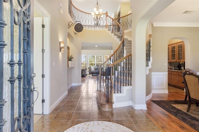 Building Photo - 5600 Laguna Cliff Ln