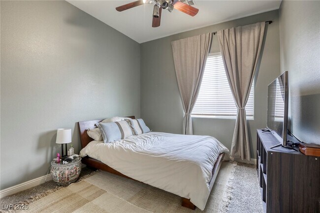 Building Photo - 7286 Mt Kearsarge St