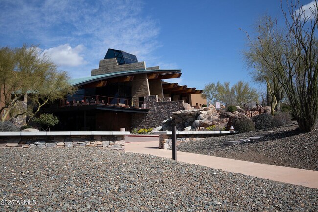 Building Photo - 1726 W Desperado Way