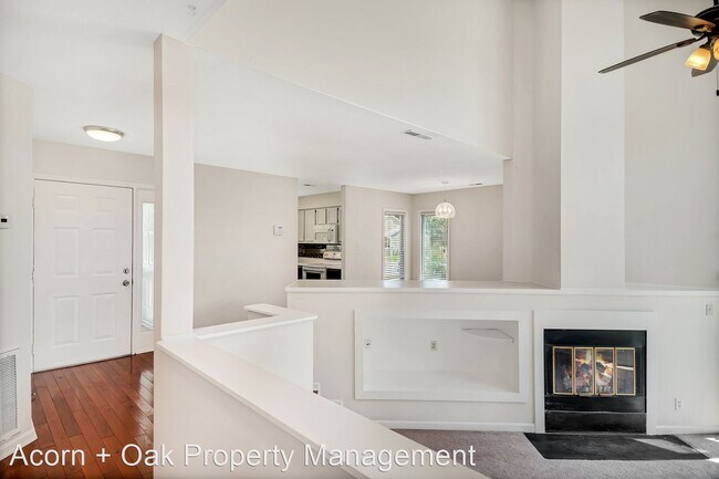 Building Photo - 2 br, 2 bath House - 4407 Beechnut Ln.