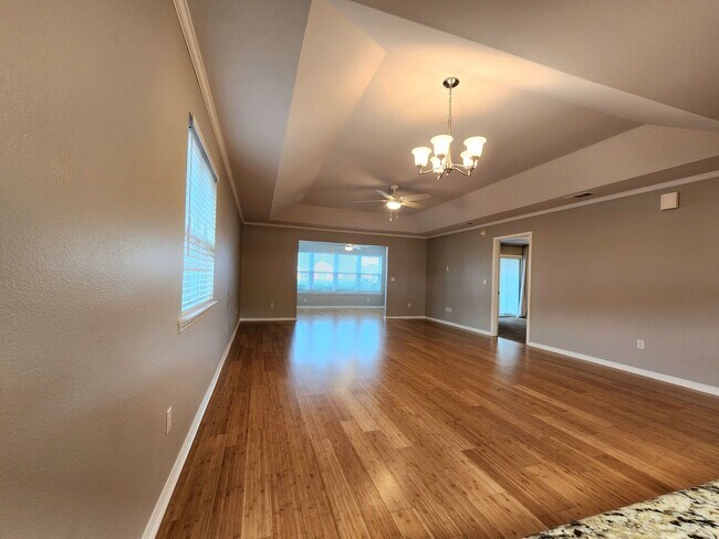 Building Photo - 2/2 Home in Lakeview Villas!