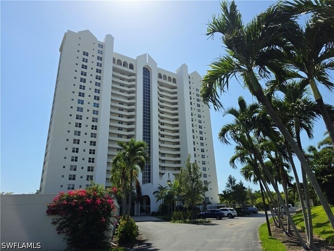 Building Photo - 5550 Heron Point Dr