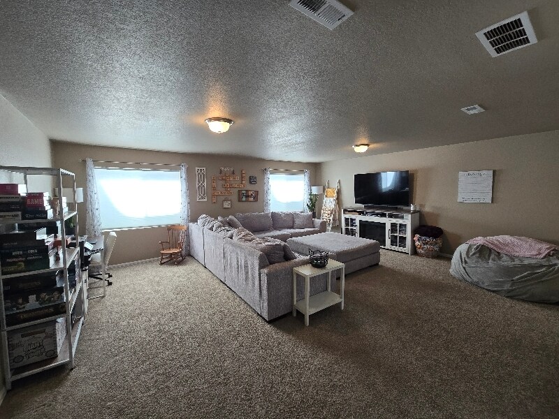 Building Photo - 5212 Crested Hill