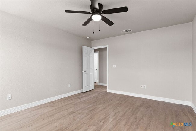 Building Photo - 804 White Meadow Ln