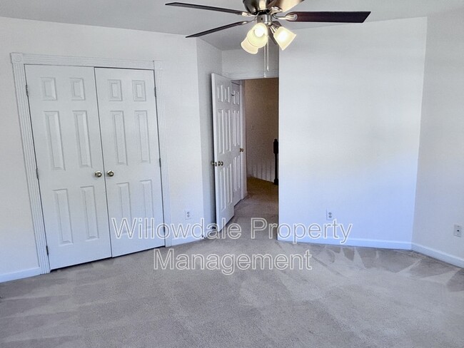 Building Photo - 138 Grande Meadow Way