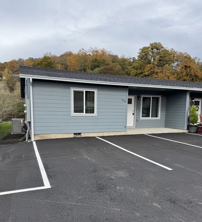 Building Photo - GEAW5