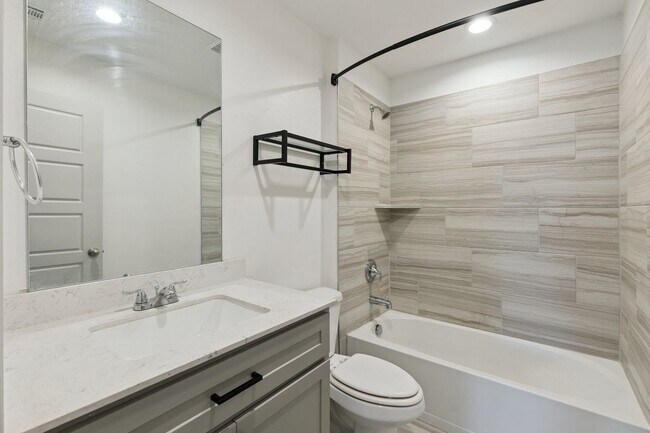 Building Photo - Stunning 4-Bed Home in Deer Creek Schools with Open Floorplan & Community Amenities