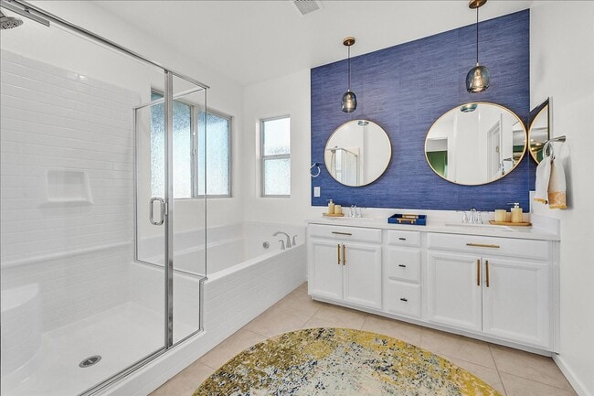 Building Photo - Luxury Summerlin West 4-Bedroom Home!