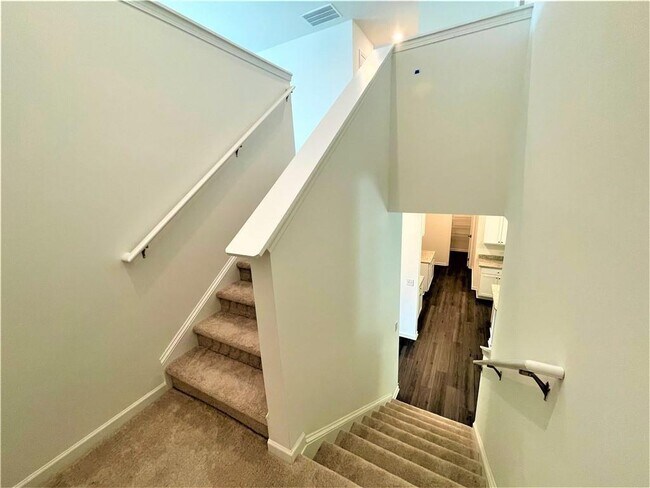 Building Photo - 270 Rivulet Dr