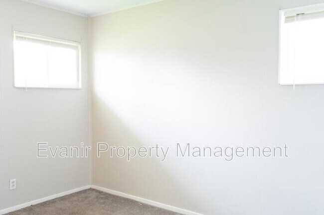 Building Photo - 2908 Ghent Ave