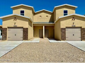 Building Photo - 714 HC Gilbert Minjares Dr