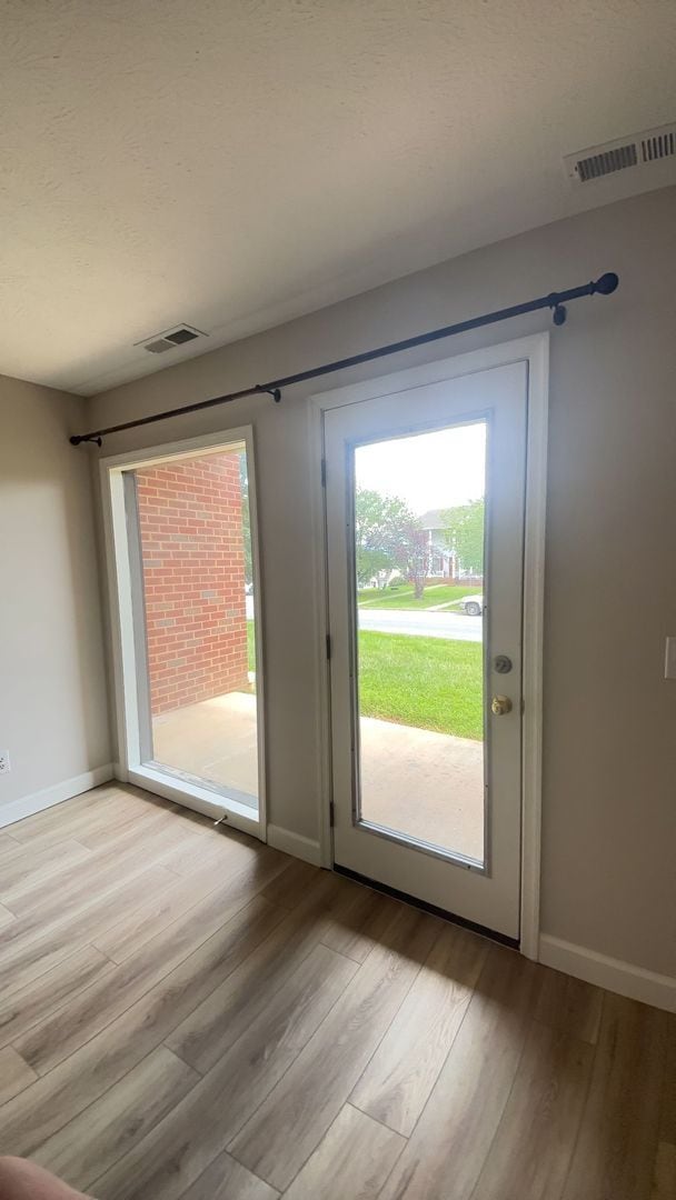 Building Photo - 1034 Blue Ridge Dr