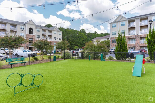 Pet Park - Hawthorne at Mirror Lake