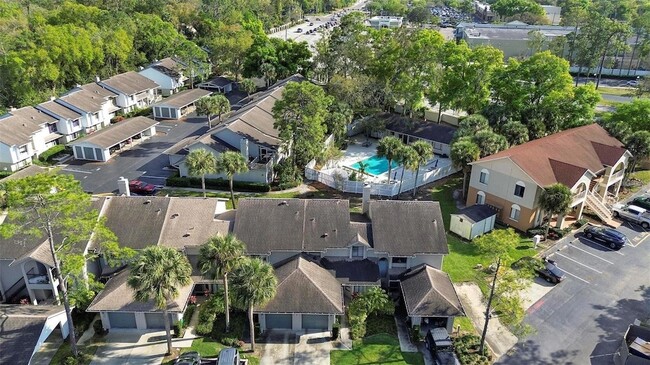 Building Photo - 131 Crown Point Cir