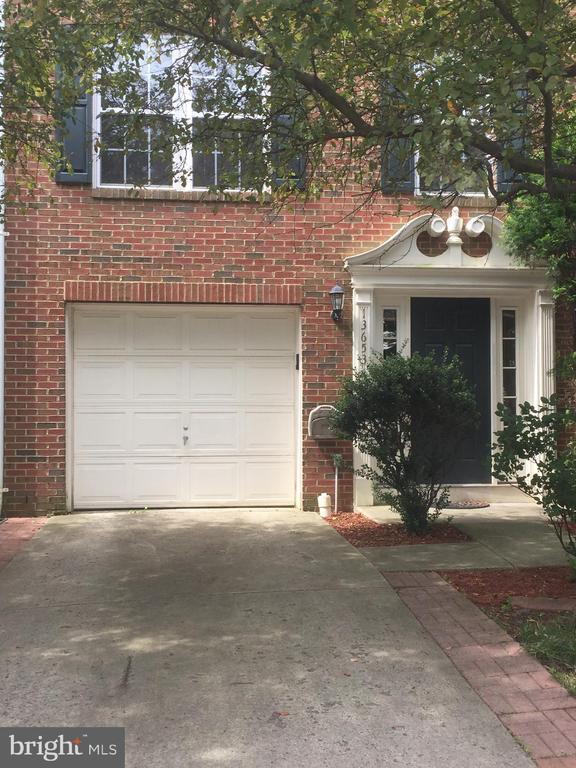 Primary Photo - 13653 St Johns Wood Pl