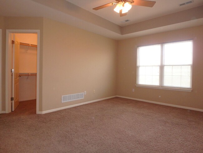 Building Photo - Nice 3 Bed 2 Bath House In Hunters Gate!