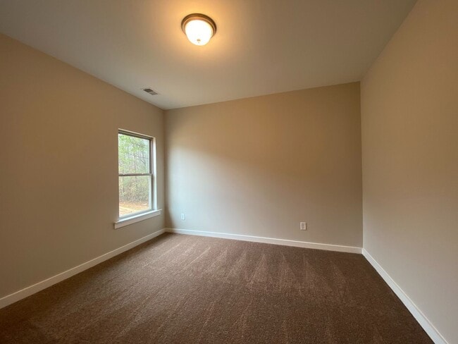 Building Photo - Home for Rent in Lincoln, AL!!!