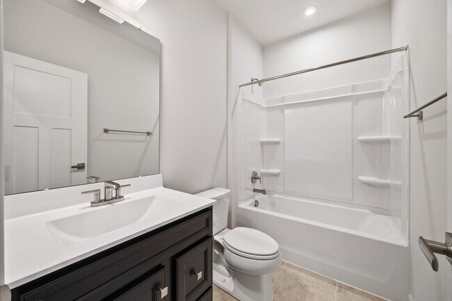 Building Photo - 22 Iron Horse Ln