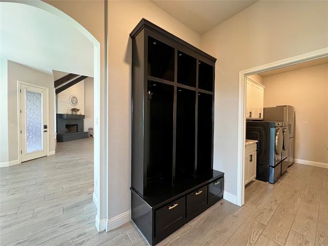 Building Photo - 252 Harvard Ln