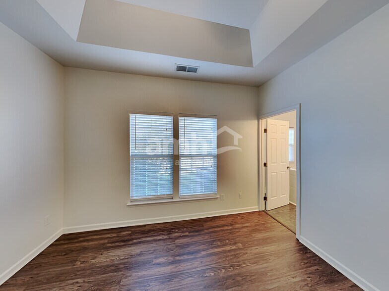 Building Photo - 12825 Beddingfield Dr
