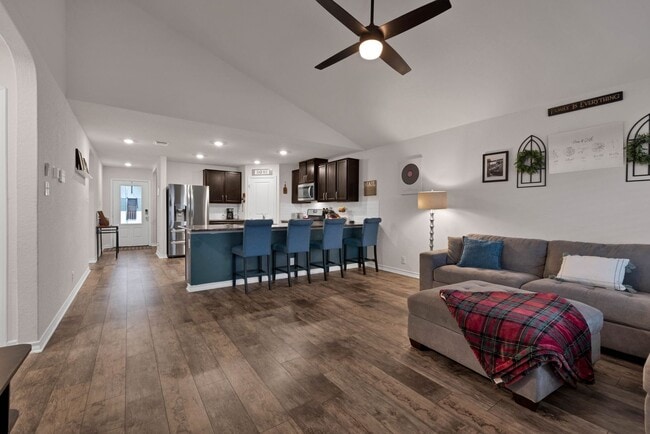 Building Photo - Beautiful 4 Bedroom/2.5 Bathroom Two Story Newly Built in the West Side of San Antonio
