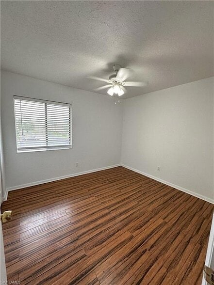 Building Photo - 4629 Bayshore Dr