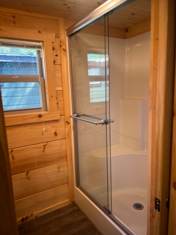 Building Photo - 4 Tiny Home Cir