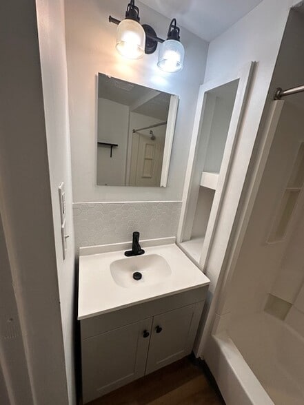 Building Photo - 4694 State Rd