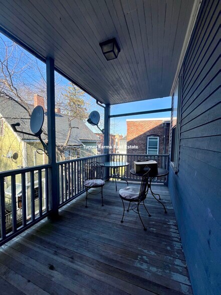 Building Photo - 803 Parker St