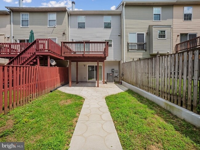 Building Photo - 129 Joyceton Way