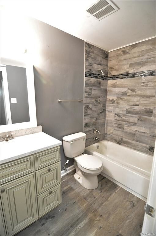 Building Photo - 334 Dee Dr