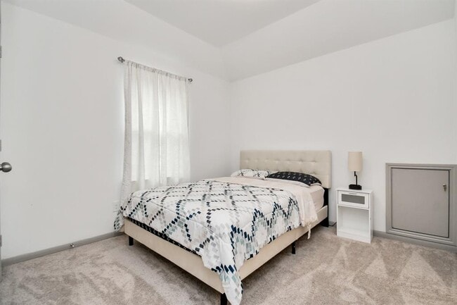 Building Photo - 8726 Marina Alto Ln